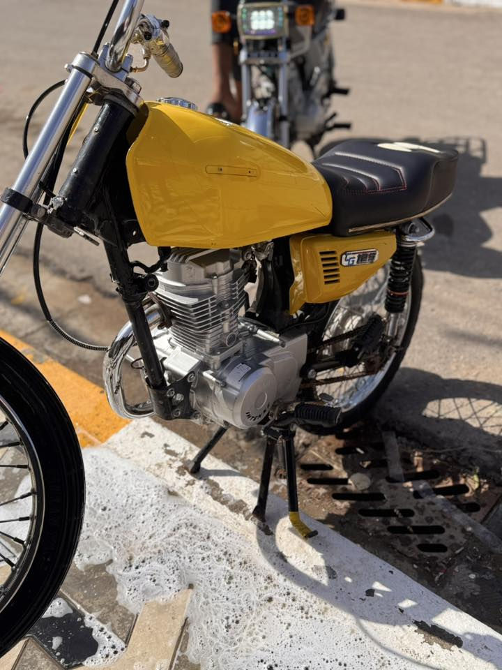 لبيع دراجه بدون سعر خاص


**إذا كنت صاحب هذا الإعلان وتريد حذفه لأي سبب، رجاءا أرسل رسالة إلى الدعم الفني**