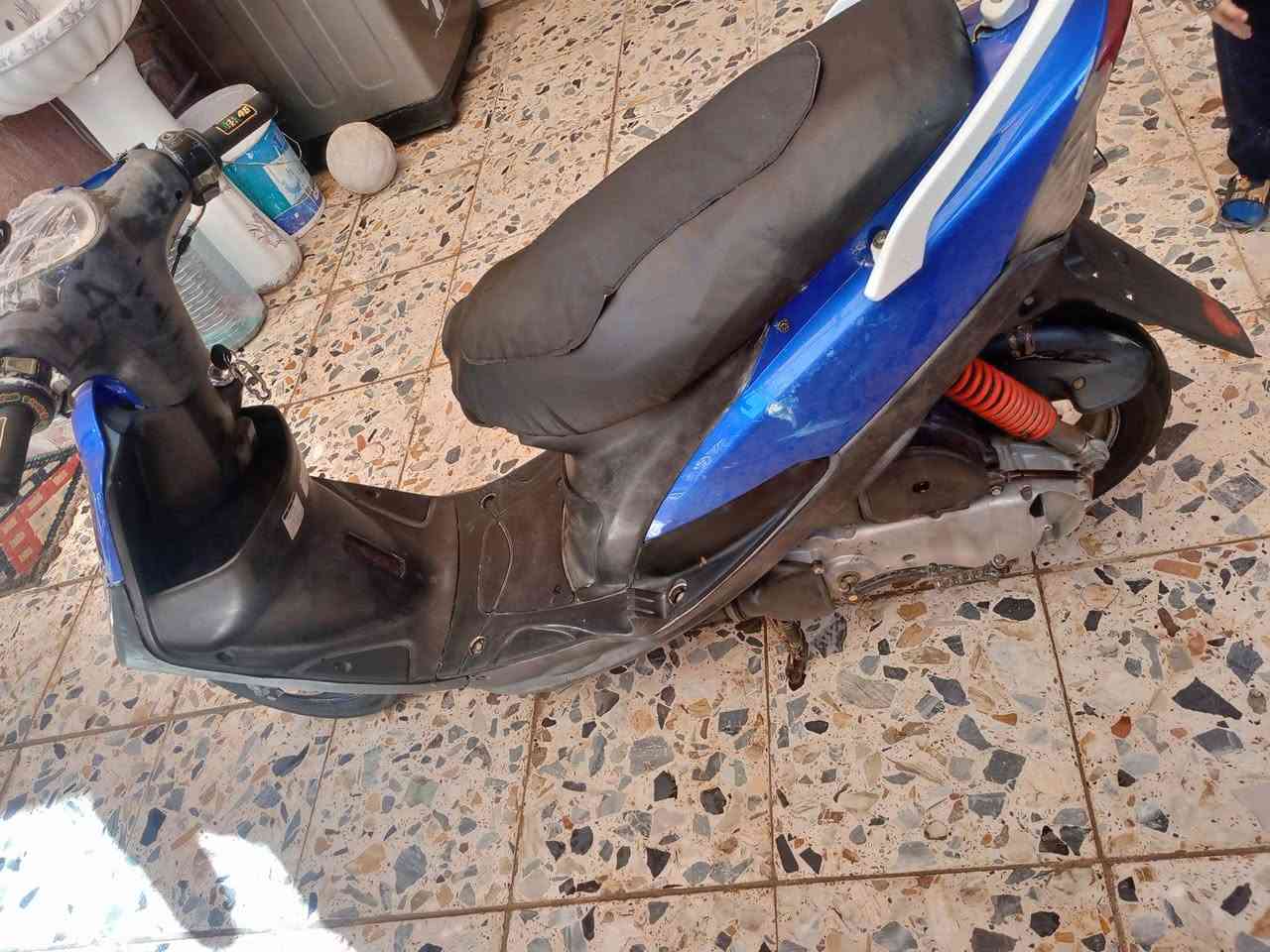 ماكس عدلة للبيع  بوشة. 55  شلعة معدل  دراجة نقصهة بس سلف  السعر 400 وبيهة مجال  مكاني سبع البور ***********
