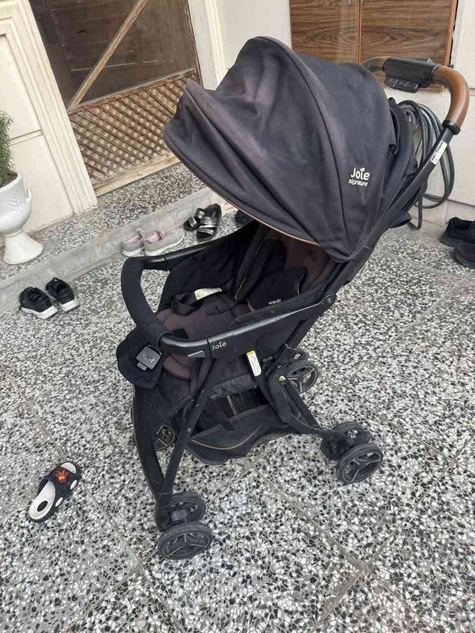 عربانة اطفال ماركة جوي ٥٠ الف *********** الدورة
