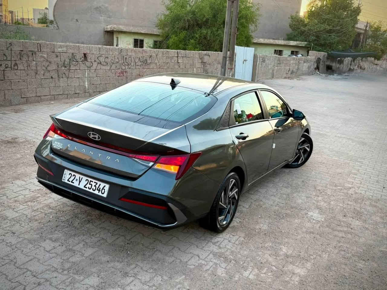 🚗 هونداي #النترا  📞***********
السلام عليكم هونداي النترا🔥 2025 🔥وارد امريكي لون مميز زيتوني 🩶 ضرر واضح بل منشور  جانبي  ( جاملغ +  باب ) خلفي فقط 
– بجم كبس بلادي شرط برغي ممفتوح بي 🤗
لغد شاصي بدنه براكيت راديترات تبريد كله بلادي 
لايتات دعاميه كله بلادي البجم بوضع الشركه 
محرك كير تبريد كله بلادي 
بدوون ❌ ايرباك جميع الايرباكات سليمه
✔️ فقط هذا الحادث باقي السياره مكفوله 
✔️ البيع على الفحص بأي مكان يعجبك 👍

  رقم أربيل رقم جديد هزه جديده سنوية لحد 2031 تريد وكالة او تحويل موجود 

🛑محرك 2000 Doch دوش
🛑 بصمه تشغيل وابواب وجنطه
🛑تشغيل عن بعد ⚡️
🛑صندوق ذكي يفتح عند الاقتراب 🚶🏻‍♂️
🛑 لايت زينون عدسات بلادي + Led 
🛑كامره دوراه 
🛑شاشة لمس  مع عداد دجتال 
تدعم نظام Android Auto +Car play 
🛑شحن تلفون 🔋📱
🛑رادارات 360 درجه
 🛑رادار جانبي النقطه العمياء ⚠️
🛑رادار خلفي ‼️ 🛑رادار امامي ❗️
🛑تحديد مسار+ سياقة آليه
🛑توقف ذاتي 🚳 عند الاقتراب من سياره 
‏🛑‎فول تحكم ستيرن
🛑كروز مثبت سرعه
🛑‏ تبريد شاشه بيانو منفصل ❄️
🛑3 وضعيات قيادة Smart‏-Sport-Normal
🛑اوتو هولد @/اطفاء المحرك الذاتي
🛑منافذ Usp /Aux /12v⚡️
‏‎🛑نظام ABS/مانع انزلاق
🛑شاشه ظبط بل دشبول
‏‎🛑 حساس اطارات
‏🛑‎ویل کب كروم 🛞
السياره جاهزه وجديده جداً احله من الصور  سعر 151 وشكرا
شراي اتصل  ***********
