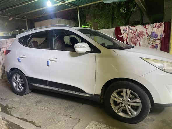 للبيع توسان
موديل ٢٠١٣
خليجي كفاله عامه
من الصبغ ولبارد حته الدعاميات
محرك ٢٤٠٠دوش
رقم اربيل الجديد 
بسمي تحويل ثاني يوم
سنويه ل ٢٧تنتهي
السعر ١٥٠ بيه مجال لشراي
***********
