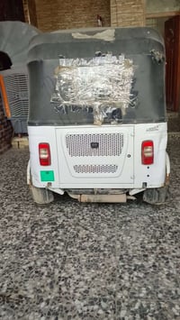 تكتك موديل 2021 محتاج وريد ابيع 07772379137 رقم تصال