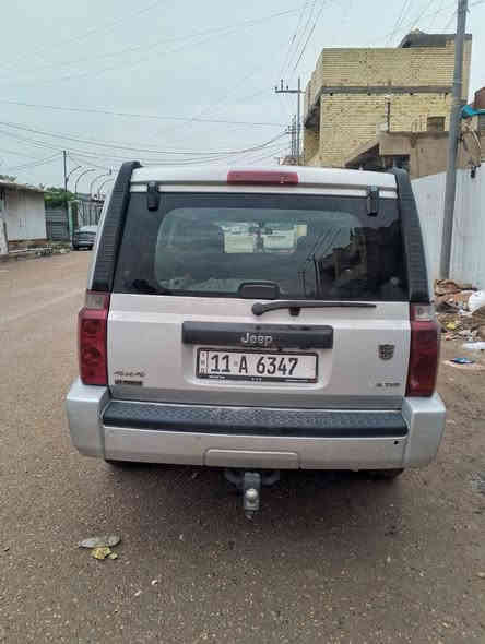 السلام عليكم سياره جيب كومندر 2007 جاهزه للبيع سبعه راكب مصبوغه عام السعر 85 ورقة العنوان الشعب خلف جامع الشروفي رقم الهاتف ***********
