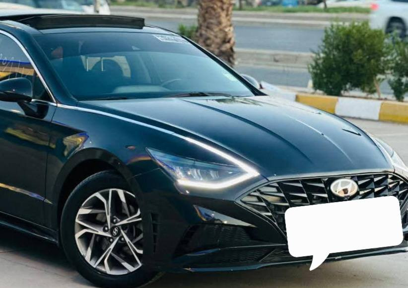 السلام عليكم للبيع فقط سوناتا موديل 2023 وارد امريكي لون اسود محرك 2.5 المرغوب گير At 8speed المرغوب بدون ايرباك بدون دواخل صبغ فقط نص البنيد حادثه موضح في الصور 
المواصفات: 
بنوراما 
تبريد قطعتين 
تبريد بيانو منفصل 
تدفئة كشنات 
رادار امامي 
رادار خلفي توقف ذاتي عند الاقتراب 
رادار جانبي 
٩سماعات 
دشبول دجيتال
تشغيل عن بعد  
شاشة الكبير تدعم كار بلاي وخرائط 
شحن لاسلكي 
كشن كهرباء 
لدات امامي خلفي 
داخل ابيض 
ترحيب عند الاقتراب 
تحديد مسار  

تحويل ثاني يوم  
*********** الفلوجة, الأنبار
