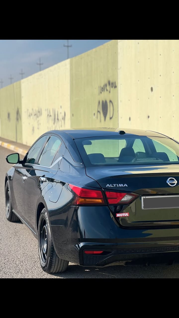 نیسان ئەڵتیما 2019 S
بۆیاخ چەمەلاغ وبۆنیت بۆیاغەئەڕباگ بەس سوکان تەقیوە  68میل ڕۆشتوە سارد و قەپوقوپی نیە دوتایەی تازەی بۆ بەستراوە بێتەقەو ڕەقە هایدرۆلیکی گێڕی مۆتوڵ ی بۆ گۆڕاوە کامل سێرڤزی بۆ کراوە لەموتول بانس ی تازەیە بەناوی خۆمەوەیە ڕەقەم سلێمانییە 
140$ مەجال
*********** viber 📞
*********** whtsup 📞
