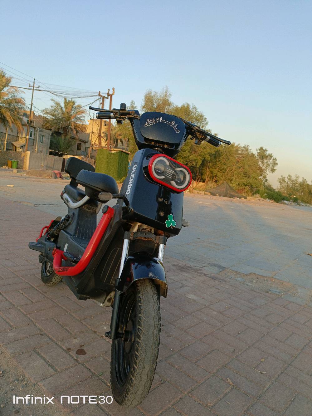 دراجه شحن u8, دراجه بحاله جيده جدا فقط ماشه تصليح صجم ١٥ وبريك خلفي بنى 10 السعر 380الف العنوان بغداد الجديده قرب الالف دار ***********