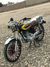 موطور للبيع موديل 2025  السعر 650 وبي مجال موطور بعدو لوك +تشغيل عن بع...