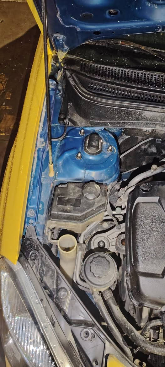 السلام عليكم 
كيا ريو للبيع محرك 16كير ومحرك شرط السنويه الى 2031بسمي شرط التحويل هيئه وغرمه صغر السياره بيها شك مبدل سقف ابيع مبدل بدون معجون بس مال تلقيطاط تكسي السعر 78 السياره احلى من الصور وجاهزه قبل للشارع اتصال الرقم 
***********
***********
