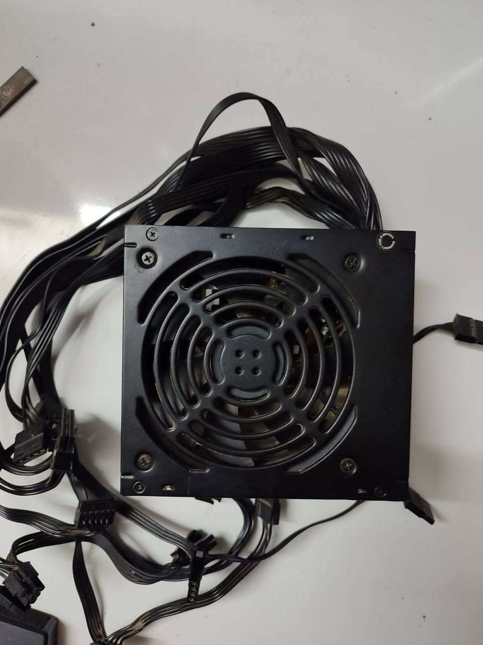 قطع للبيع توصيل متوفر 

Msi B660 PRO DDR4 4SLOT 
Intel I5 12400 Box
275 الف 

Monitor 27Inch IPS 4K 75HZ
190 الف 

Power Suplay DeepCool 600Wat 
50 الف 

للتواصل 
***********
