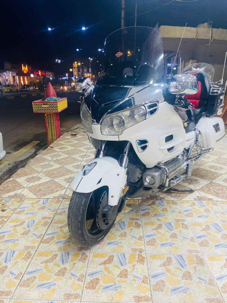 السلام عليكم كولدن للبيع 1800
مديل2005
***********
