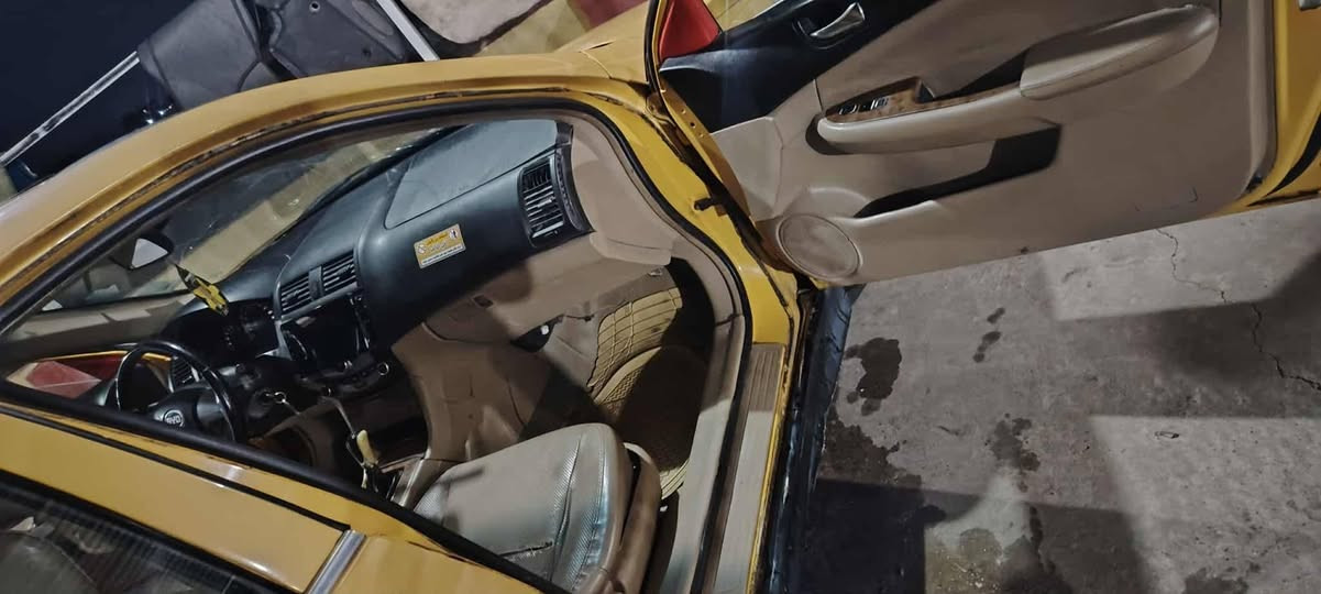 السلام عليكم بي وايدي رقم بغداد شرط اتحويل كير ومحرك شرط  كير عادي موديل 2011  السعر  28 وبيها مجال شي قليل***********
