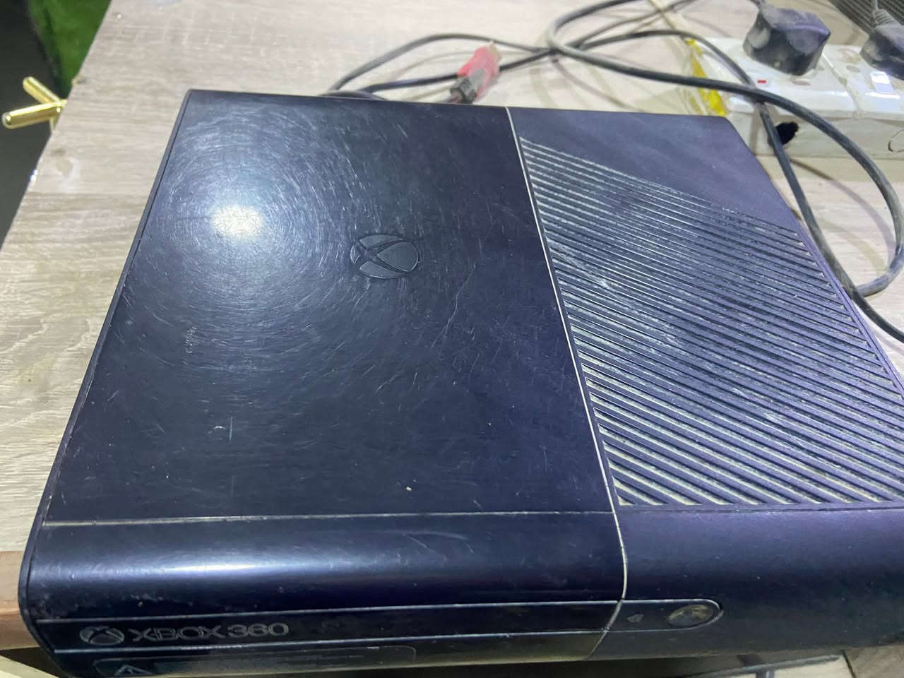 السلام عليكم XBOX 360 بهاذي الاشكال ماعرف بيهن حيل نضيفات مستخدمات قليل مابيهن اي خلل عندي ٤ ابيع شلعة وابيع مفرد سعر الواحد 90 الف كامل سعر نهائي وعندي ٦ بلازمات ويا للبيع سعر البلازمه ٧٠ الف بدون نت تكدر تشدلها كرت ب ١٠ يصير بيها نت الشراي يتصل مو شراي لتعبني فدوه مكاني بلديوم *********** سبب البيع اريد اخلي بلي 4 بمكانهن
