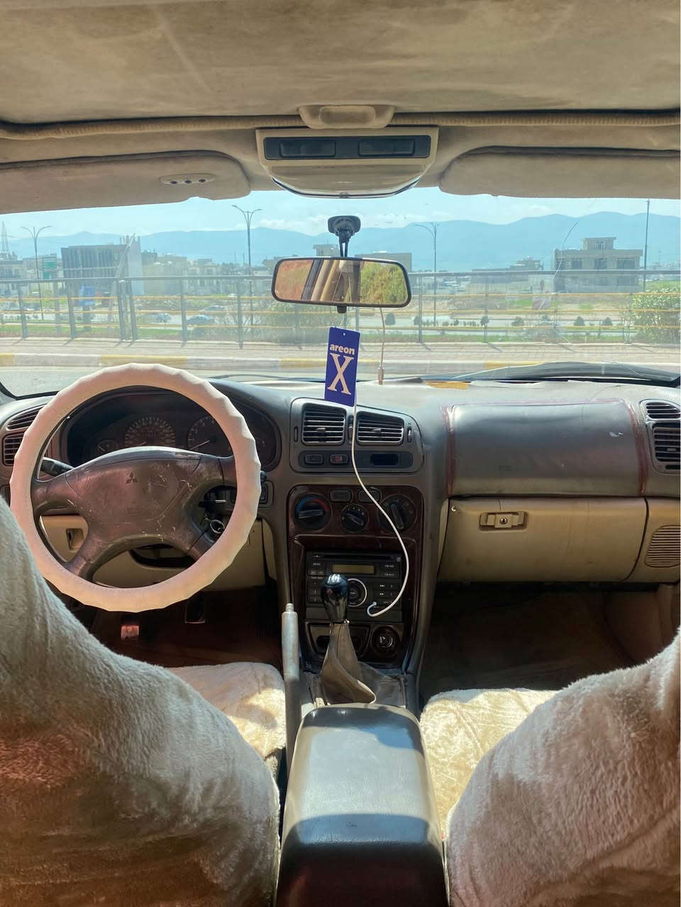 گلاند مۆدێل ٩٧ گێرو مەکینەی بەشەرت مەکینە ١٦ ناو زەرد ئاوێنە کارەبا کوشن سیاحی سڵاید قفل مەرکەزی کارەبای مەزبووتە بێ تەقەو رەقەیە پاتری تازەیە سەیارەیەکی جایزە بێ سەرفوو دوکەڵ دەعموو لێدرانی نیە چەکوشی پێوە نیە سەنەویوو وەکالەی بەخای لەگەلە سعری ٢٠ گەلاو کەمێک مەجال لە سلیمانیم *********** السليمانية, العراق
