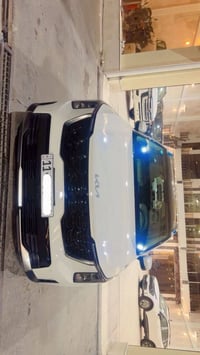 للبيع سورنتو ستة اسلندر موديل 2025 لون ابيض ضمان الدولية ماشية 14 الف ...