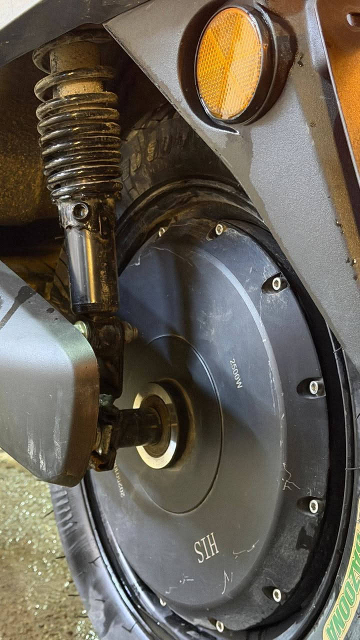 سلام عليكم دراجه دراكون للبيع
6 بطاريت دبل ٣٢ امبير 

بي نضم بك 

بصمه 

ملف ٢٥٠٠

شرط ضد المي 

ماطور فوب موصفات

سعر ٩٥٠ بي مجال للطيبين
***********
***********
