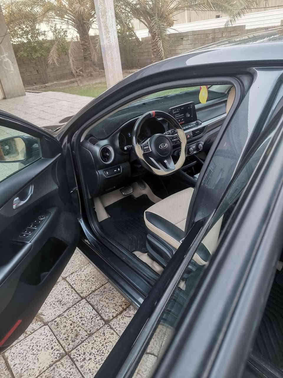 سلام عليكم فورتي موديل ٢١ حادثة بجم بدون ايرباك المكان ابي غريب حميد شعبان سعر ١٣٥ بيه مجال رقمي ***********
