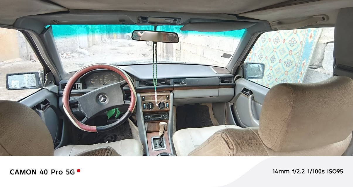 السلام عليكم 
مارسيدس دب محرك كايم سنوية ال 2030ونضافة كدامك 
للبيع للبيع مكاني كربلاء 
التواصل ***********
