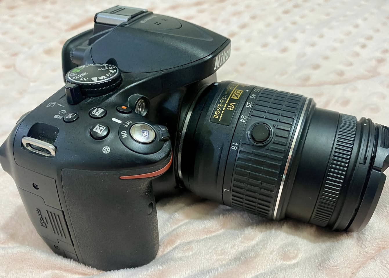 السلام عليكم كامره نيكون 5200 جديده كلش ممستخدمه اقل من 500 صوره ماخذ بيها السعر 425 الف وبيها مجال للاتصال *********** راسلوني وتدللون
