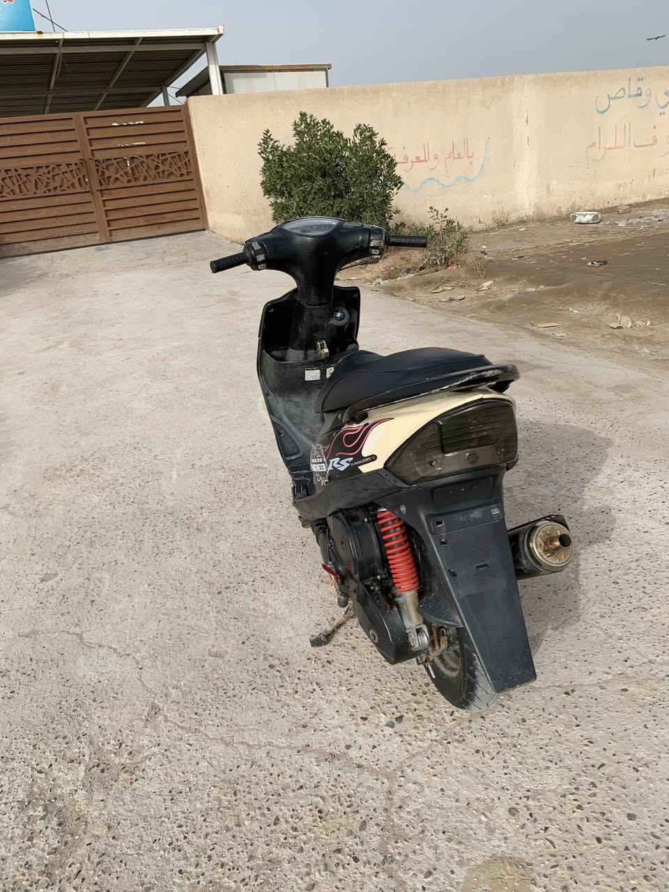 السلام عليكم 
ماكس عدله لبيع شلعه معدل كابريتر جديد اصلي مو تجاري سعرها 450 وبيها مجال ***********
