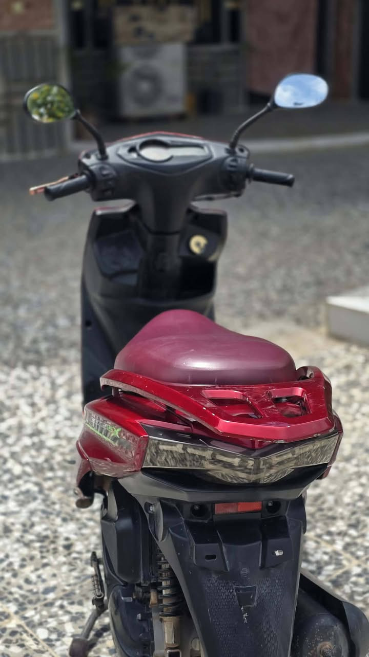 السلام عليكم 
دراجه سكنس فحل موديل 2023 
دراجه متكامله من كل ناحيه 
نكره سلف وبيه اوراق 

السعر500وبيه مجال 

الرقم *********** واتساب فقط.
