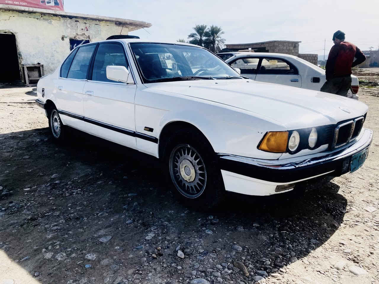السلام عليكمBMW735 للبيع او مراوس ويفضل مراوس
BMW525   
رقم نينوى شرط التحويل
كير محرك شرط
كهربائيات كلها شغاله تواير نضاف صدر كله جديد سياره ماعايزها مصرف ربع
السعر 30 وبيها مجال 
***********
