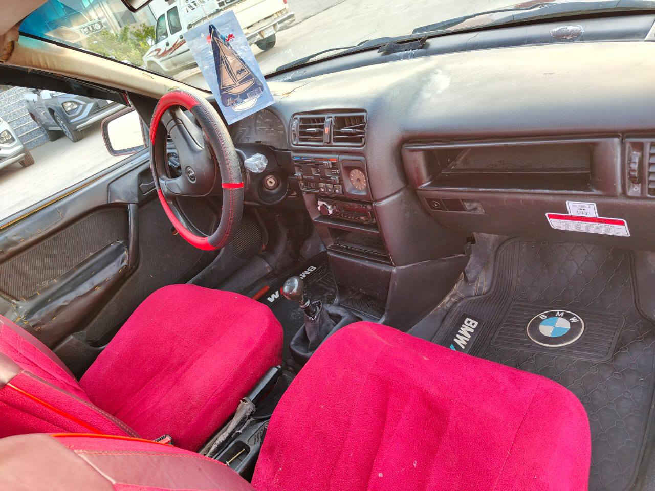 فكترا موديل 1992 حجم 20 رقم نينوى انكليزي سنويه لل 2030 شرط التحويل كير ومحرك شرط جام كهرب السياره مابيها ضرر فقط مصبوغه جماليه عنوان موصل جانب الايمن السعر 40 #***********
