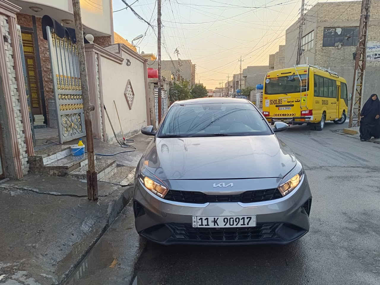 السلام عليكم فورتي موديل ٢٣ وارد امريكي
 حادثهة جاملغ وبنيد وحاليا انطخت بالبابتين مال السايق والي وراه 
طخة بسيطة ترجع بارد ابيع واقع حال السيارة مرقمة باسمي السعر ١٢٠ للاستفسار *********** موجود واتساب
