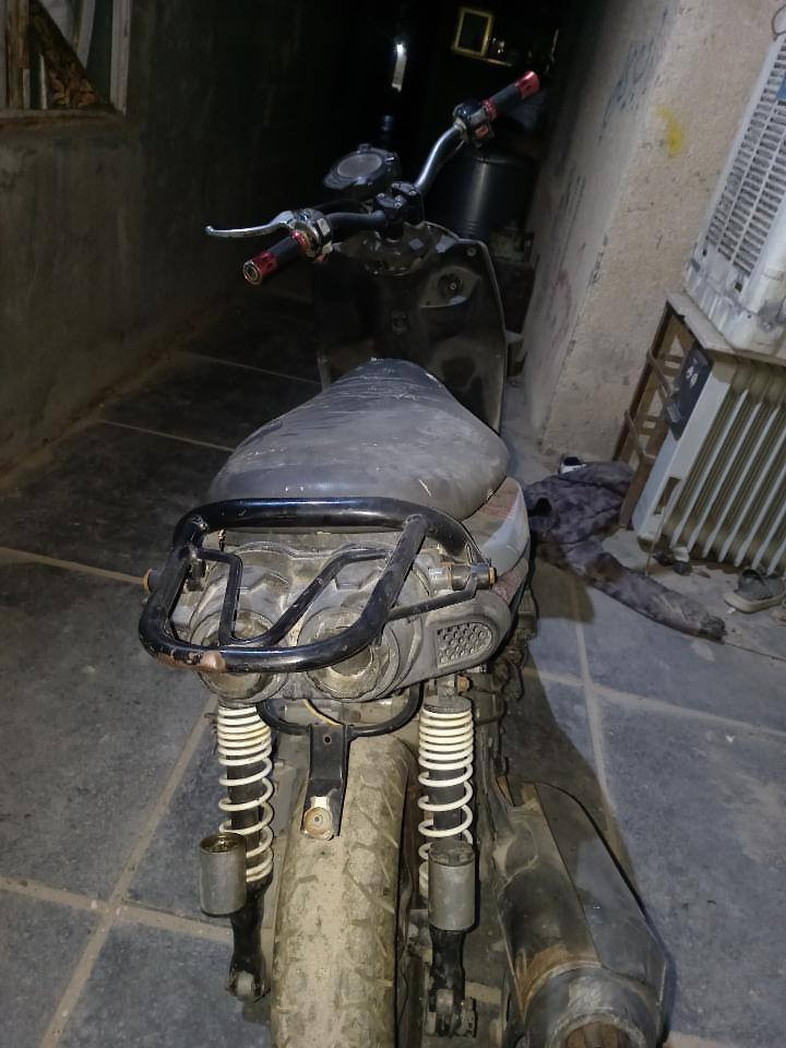 السلام عليك هاي دراجه سكنس الجبلي للبيع عاوز الدراجه ضفيره وعقيل الدراجه طافيه بسعر كلش مناسب 225 العنوان بغداد مدينه صدر واللي يحب يراسلني هذا الرقم *********** واتساب فقط
