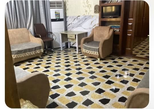 بيت للبيع طابقين طابو صرف تحويل مباشر 🏘️

الموقع حي الامير خلف بيت القاضي استاذ سامي 

مساحة البيت 150 م

يتكون البيت من حديقه وطرمه ومطبخ وصاله واستقبال وصحيات داخليه الطابق الارضي .

الطابق الثاني يحتوي عله غرفتين نوم 

للاستفسار   ***********

‏

