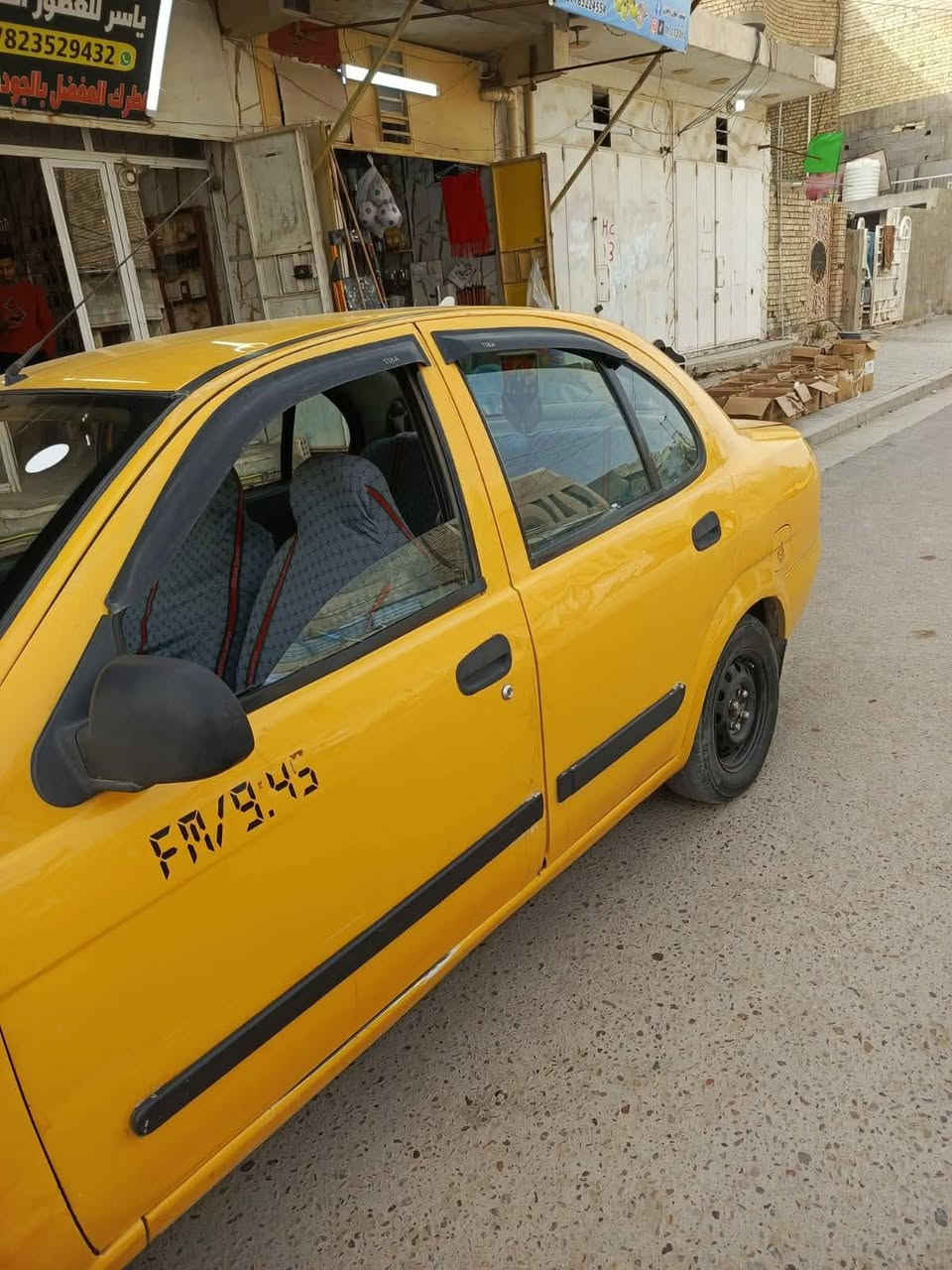 طيبه للبيع موديل 2015 مكفوله من التبديل والظربه بيه بس صبغ باب خلف الصدر فليل محرك بي تبخير وتبريد ميشتغل السياره بأسمي هيئه عليه 40 الف غرامات مصفره مكاني بغداد الشعله سعره 33 بيه مجال قليل رقمي ***********
