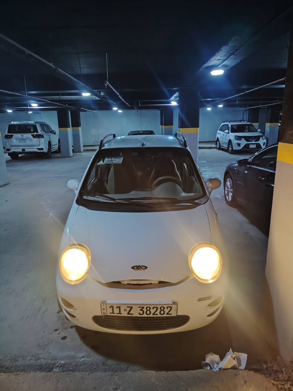 السلام عليكم QQ للبيع موديل 2012 كير محرك صدر نظيف جدا السيارة ماشية 42000 الف السيارة مابيها اي نقص عدا التبريد سنوية جديدة الى 2030 
السعر 3000 $
للاستفسار الاتصال على الرقم 
***********
