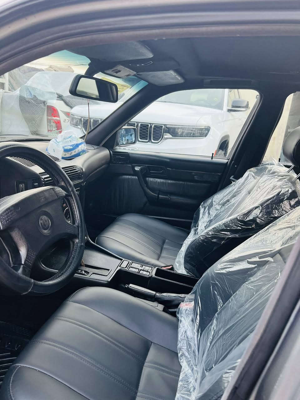 حجم 525 بيلاد كير اتومتيك مسكر كيرومحرك شرط 🚗*********** سعرها 72
موديل 1992 بجم عريض داخل نضيف جلد فورميكا ايرباك 
وكالة بسمي شرط تحويل سيارة جاهز من كل نواحي 
سيارة صبغ عام لون نفطي مكاني كركوك شراي خابر
