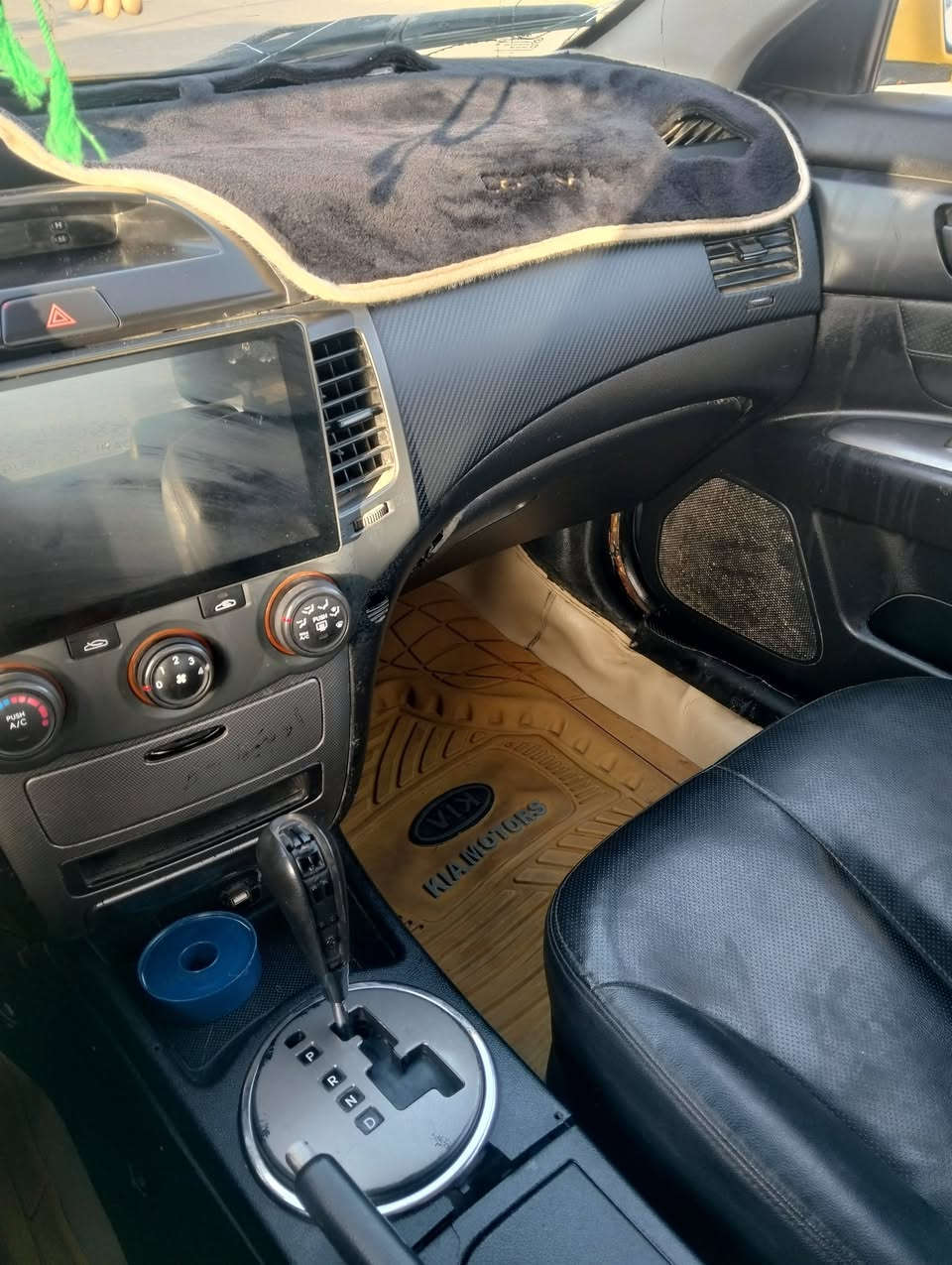 ؤبتيمة للبيع موديل 10 رقم بصرة أجرة مكينة 2000 بيها ضربة بلچاملق الأمامي من جهة العبري السعر 73وبية مجال السكن ذي قار
الرقم ***********
