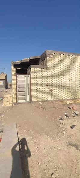 يا الله ..💢 حي الفداء هيكل  100 متر 💯درجة اولى خلفي طابو صرف بناء طابوق صب كونكريت 💢خدمات كامله ماء كهرباء مجاري 💢سكن مدارس قريبه كلش .💢حي الفداء نهاية شارع ابو لبنان قرب المدارس بامقاطعه 25 .السعر 47 مليون .
***********
