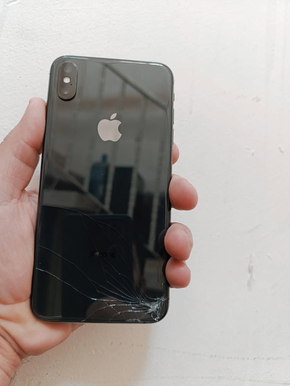 سلام عليكم ايفون اكس اس ماكس ذاكره ٢٥٦ بطاريه فقط مبدله ١٠٠ فيس ايدي متوقف سعره ١٧٥
مكاني كاظميه 
***********
