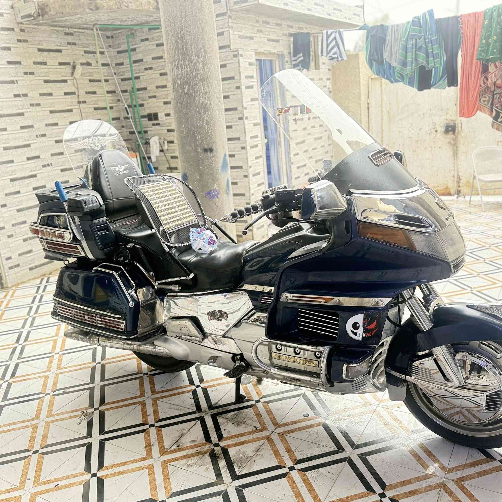 سلام عليكم من رخصت لادمن دراجه كولدن 1500للبيع موديل 1993 بك جك شغاله عليه ساتم نيكلات ارقم بغداد انكلايزي بسمي تحويل ثاني يوم مكاني صلاح الدين قضاء بلد السعر 38 بيه مجال ***********
