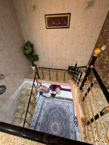 🏠دار للبيع 🏠
__
⭕العنوان:حي الفرات 
  ⭕️خلف؛اسواق الجوهره 
⭕موقع مميز _
____
🌿طابوصرف 
🌿طابقين 
🌿عكاده
🌿عل شارع 15

♦️المساحة 121م
♦️الواجهة  : 10متر
----------------
                     
تفاصيل الدار 🏠
___
🌿غرف نوم عداد3 💯
🌿صالة عداد2
🌿مطبخ 
🌿استقبال 
🌿مجمع صحي 

    
   #مكتب_صناع_المال_للعقار 
عنوان المكتب
الفرات شارع الصب قرب التسفيرات 
للاستفسار مراجعة المكتب اولاتصال على الارقام 
***********
***********
