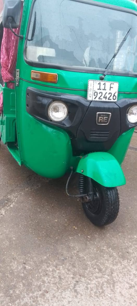 سلام عليكم شباب تكتك للبيع واحد وعشرين تكتك خير من الله بدل بيه بوشه بستم تكتك خير من الله ذني ضرباته بكاني بقداد العماري المعامل ***********
