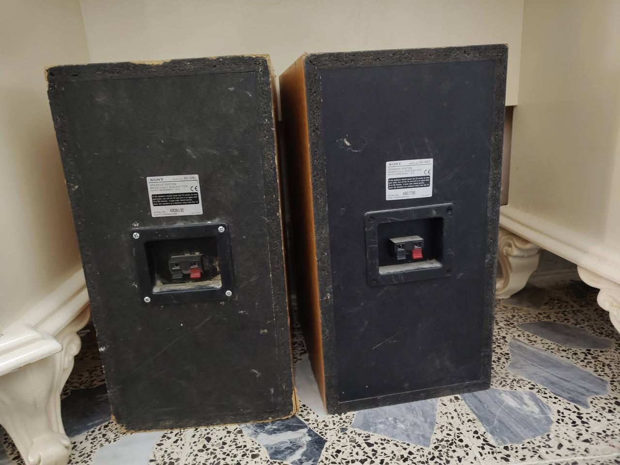 سلام عليكم  سماعات  سوني  إرتفاع 40 وعرض 20 سعر للبيع  60 مع التوصيل


**إذا كنت صاحب هذا الإعلان وتريد حذفه لأي سبب، رجاءا أرسل رسالة إلى الدعم الفني**