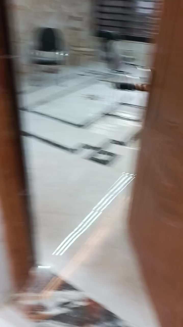 خلفه صبغ وطلس وتصليح وعازل رطوبه مقيم في بغداد للتواصل***********
