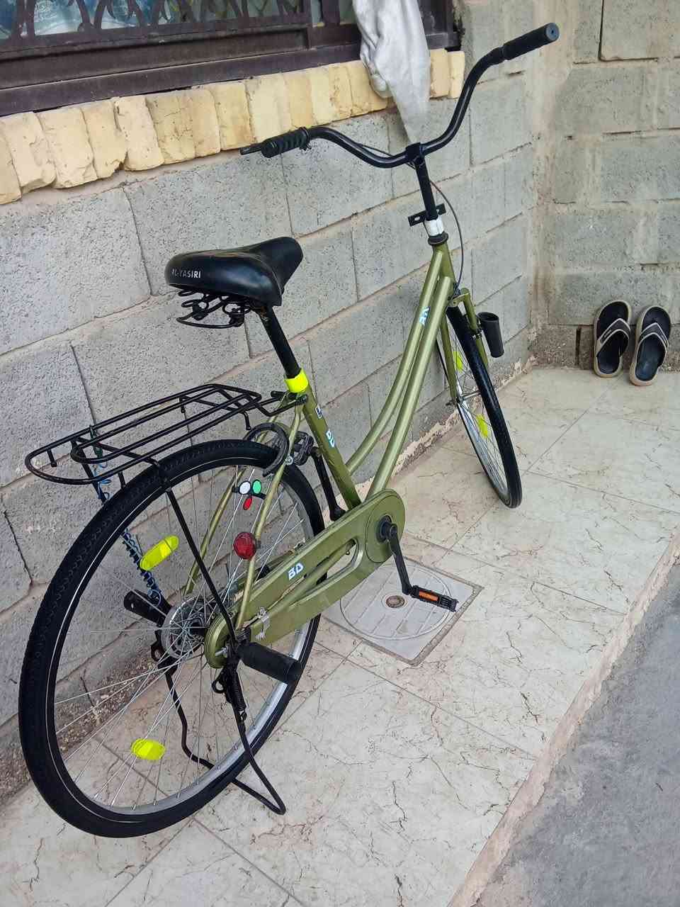 سلام عليكم بايسكل للبيع موديل 22 حجم 26 شركه BD السعر 110 وبي مجال غراضه كامله


**إذا كنت صاحب هذا الإعلان وتريد حذفه لأي سبب، رجاءا أرسل رسالة إلى الدعم الفني**