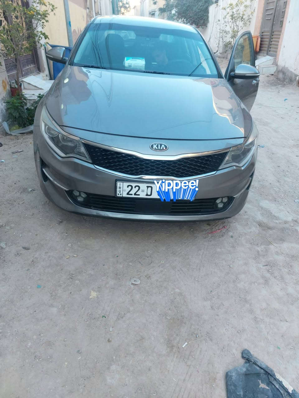 السلام عليكم من رخصة الادمن كيا اوبتيما وارد امريكي للبيع موديل ٢٠١٨ سيارة جديده حادثها تبديل بابتين جهة السايق بدون ايرباك مكينه ٢٤٠٠ GDI كير مكينه حدادية تبريد مكفول شاير بالمري رادار جانبي بجم كبس صور الحادث مرفقه بالمنشور السعر ١٣٥ وبيها مجال قليل رقم اربيل انكليزي سنويه لنهاية ٢٠٢٦ سياره احله من الصور رقم مميز ماشيه ١١٣ الف مايل مكان السياره كربلاء للاستفسار الاتصال على الارقام *********** او ***********
