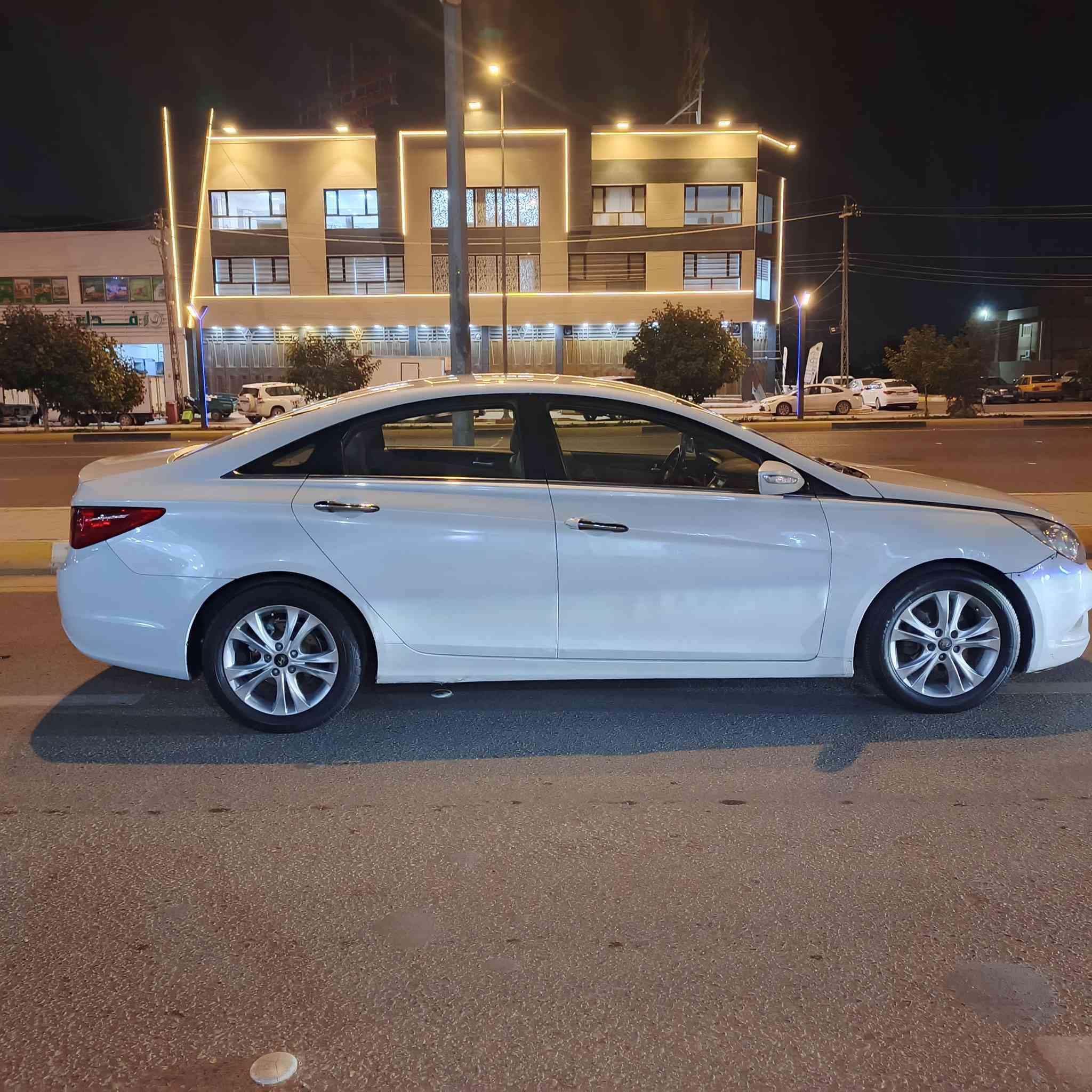 سوناته موديل 2011 خليجي
محركه 2400 دوش احل من الصور 
بيهه مكانات صبغ 3قصط بيهه 
كير محرك تبريد كفاله مكاني كربلا بل قادسيه
‏‪***********‬‏
