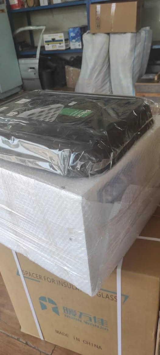 ماكينة تعبئة للبيع
ماكينة تعبئة السوائل من ماركة أفات (عصائر.لبن ، ماء، حليب)
قادرة على تعبئة 20 كوبًا في 5 ثواني

قابلة للغسل
الماكينة مزودة بمضخة، وصلات، محول كهربائي
وصينية مرفقة.

جديد مامستخدمة
الستفسار خاص 
او واتساب ***********
