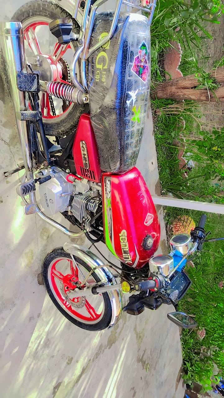 سيفان ٢٢ يرادله بس محفظه مال زنجيل ٤٥٠ وبي مجال بيع او مراوس ***********
