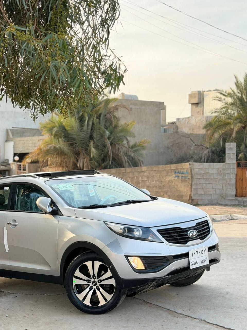 سبورتج 2012 خليجي للبيع، كفاله من الصبغ حته الدعاميات كفاله
كير ومكينه برغي مامفتوح كفاله، رقم شمالي، سنويه جديده لحد 2028

ماشيه 130 الف، بانوراما، ويل كروم، جلد، تحكم ستيرن، لدات اماميه وبولجكتر، كامره خلفيه، داخل لونين، سايد بريك بالرجل، تايرات جديده وصدر كامل جديد، السياره جاهزه وأنظف من الصور

السعر 137 وبيه مجال بسيط

اخوان رجاءاً بالتلفون ماتعامل شوف السياره ونظافتها وكلبهه واقتنع ودلل

المكان بغداد الدوره

***********
