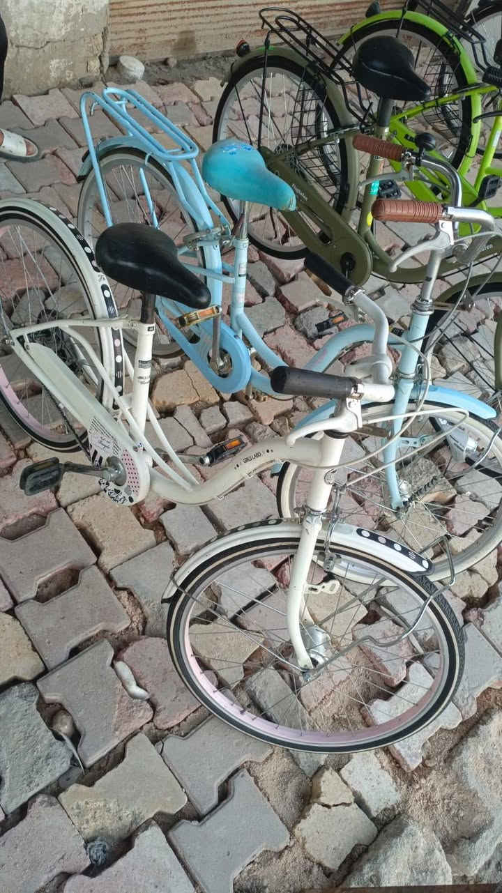 السلام عليكم بيسكلات حجم  
16  18  22  24  26 بيسكلات ياباني ونضاف  العنوان ناصريه سومر السوك العصري ***********
