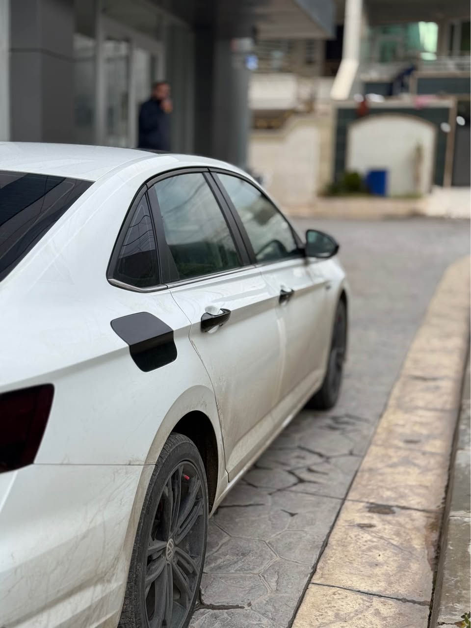 سەیارەکە بی بۆیاخە فول مواسەفەتە کلین تایتل ئیرباگ بە شەرت ٨٠ مایل رۆییە لە هەولیرم ژ.م*********** أربيل, العراق
