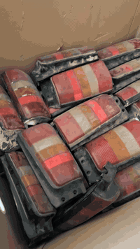 اسلام عليكم ورحمه الله وبركاته 
تم بعون الله تعاله وصول بك لايت حاويه من موديل ٩٠ الحد موديل ٩٥  ساحه عدن الشارع الصناعي مقابيل مرتضى دوج موقع المحل الجديد  ارقام الهواتف *********** او *********** الارقام بيهه واتساب اليحب ايخابر 
السعر الزوج ٤٠ الف دينار اسعار جمله بدون عمله رجاءا لان اسعار ثابته وتدللون
