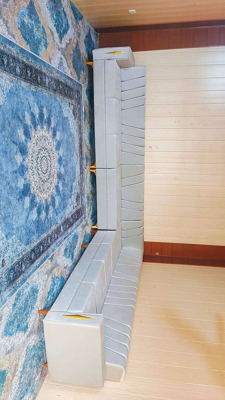 تاقمی ئیلی ١٠ نە نە فە ری بە هە موو رەنگیک بە ر دە ستە بو داواکردن بەیدیوندی بەم ژماریوە بکەن ***********
